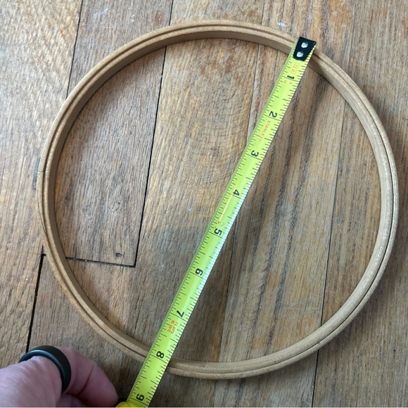 Wooden Embroidery Hoop Set - Picture 6 of 8